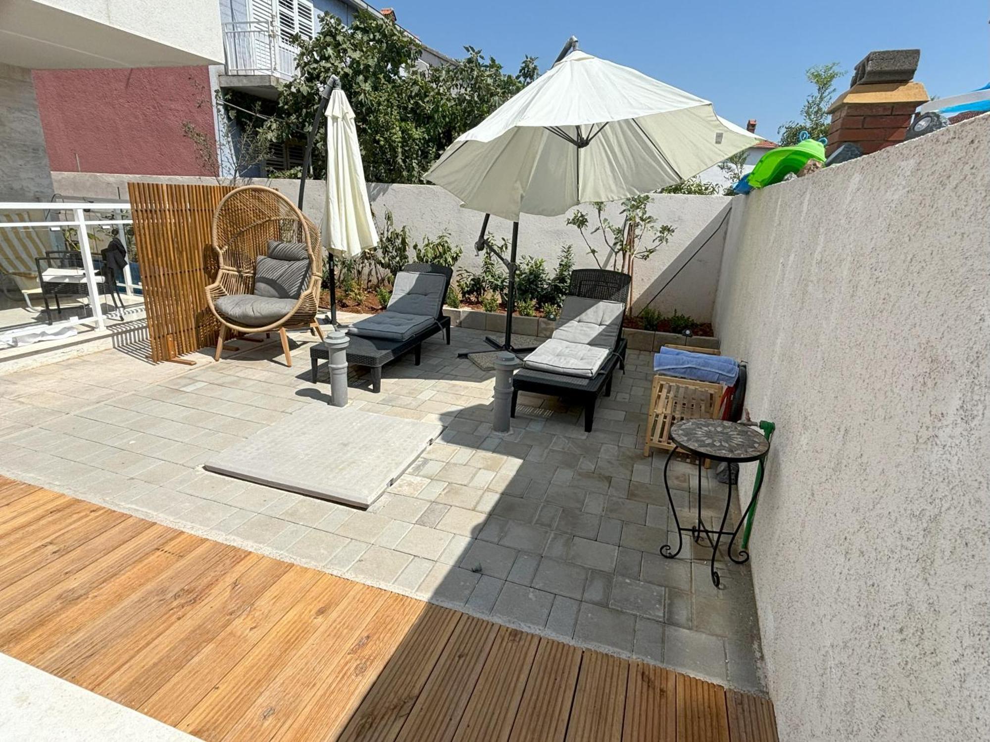 Vila Regina Apartment Regina With Swimming Pool Jezera Esterno foto